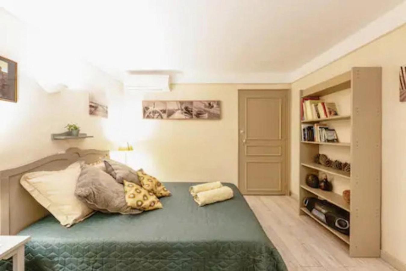 Appartement Complet Ou 2 Chambres De Charme En Centre-Ville Arles Extérieur photo