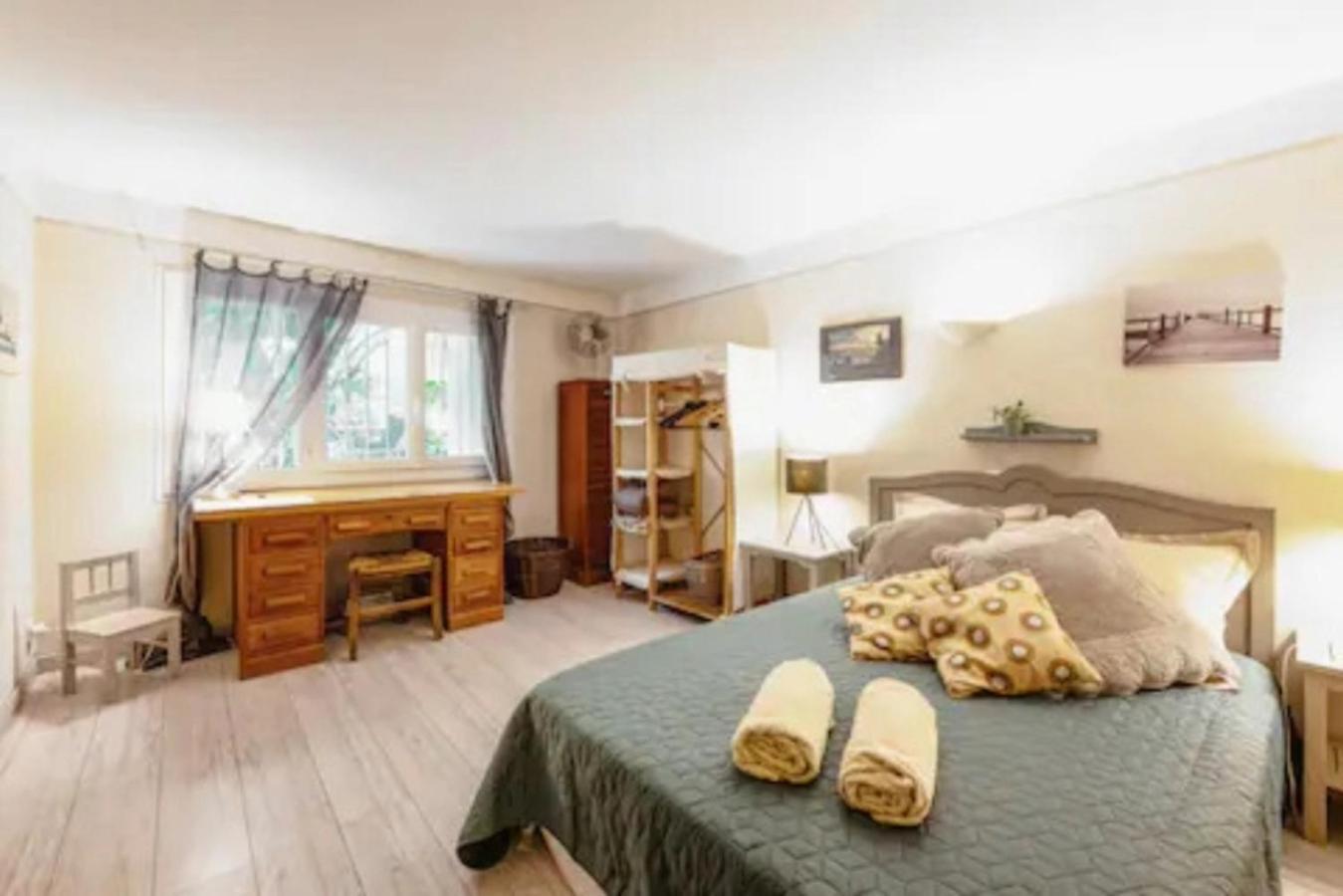 Appartement Complet Ou 2 Chambres De Charme En Centre-Ville Arles Extérieur photo