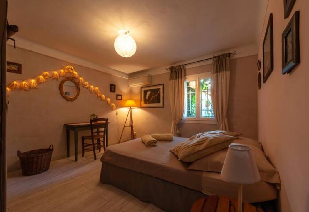 Appartement Complet Ou 2 Chambres De Charme En Centre-Ville Arles Extérieur photo